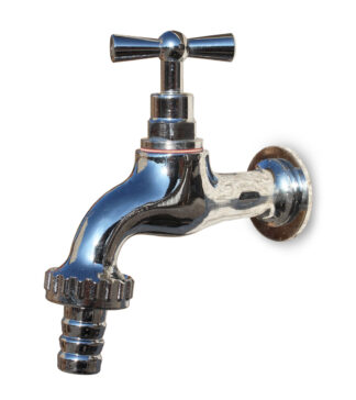 Rubinetto classico cromato, cod. 03RC, con portagomma montato