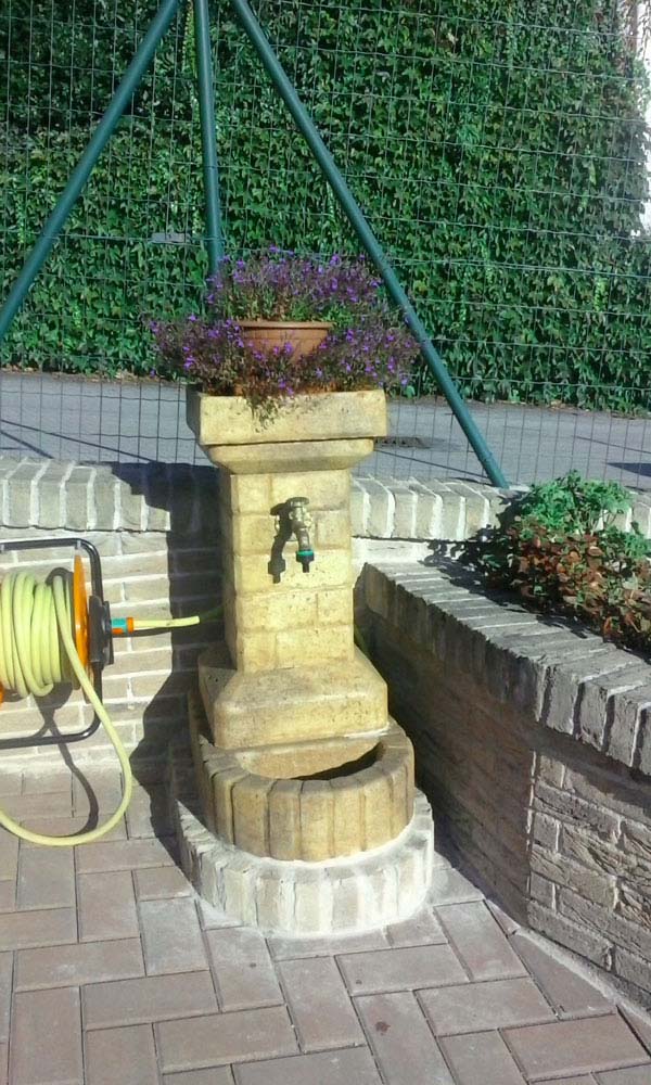 fontana fiorita col. old stone, cod. 03FFOS, località: Montalenghe (Torino)