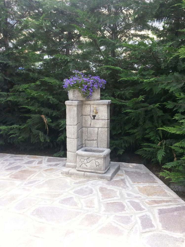 fontana fonte antica col. antichizzato, cod. 03FOAAT, località: Arcola (La Spezia)